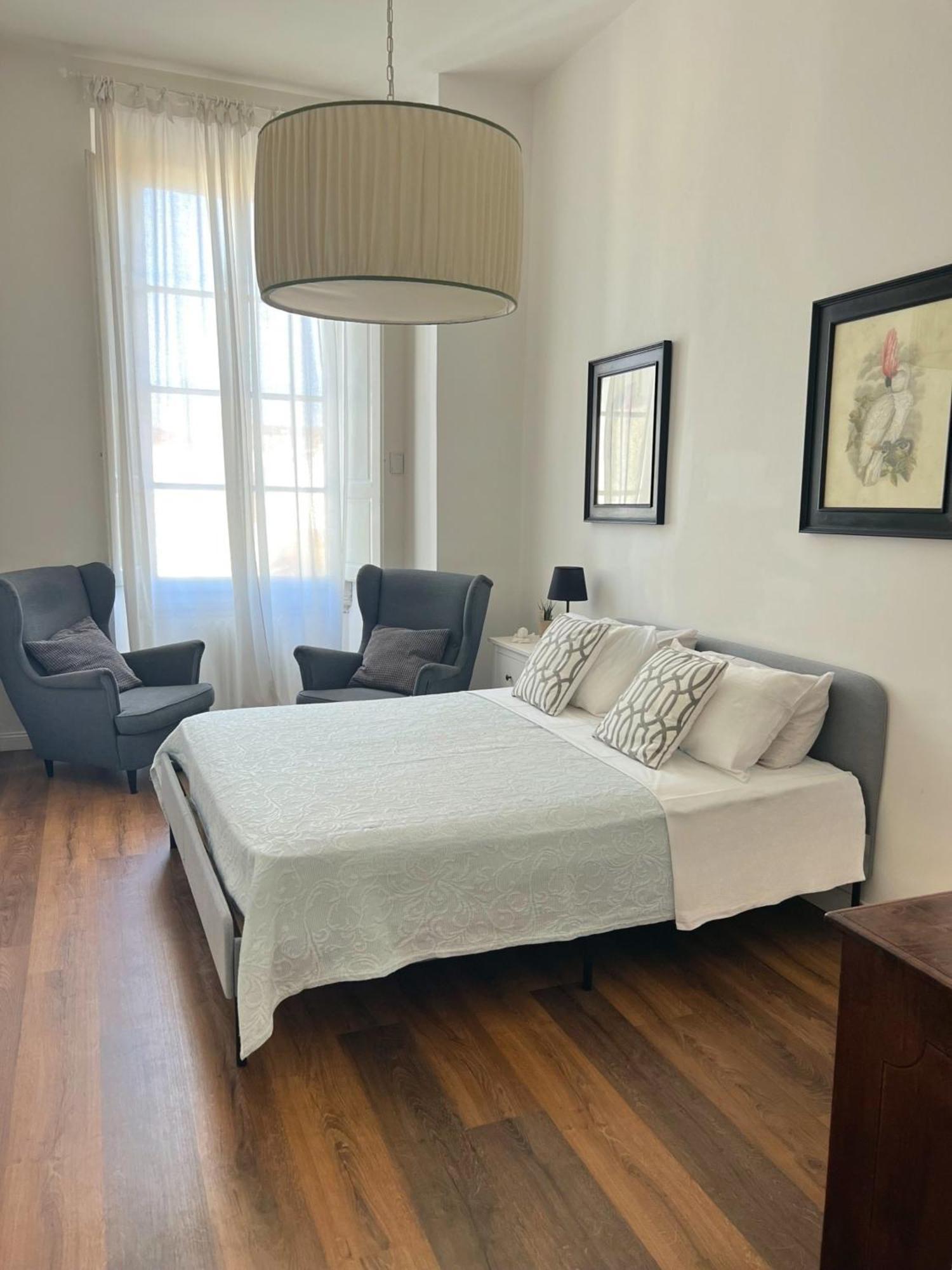 Santa Rosa Florence Apartments 3 Bedrooms - Private Parking Εξωτερικό φωτογραφία